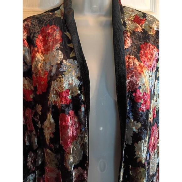 BCBGeneration Velvet Cardigan Colorful Floral On Black Sz L Flared Sleeve... - Picture 2 of 9